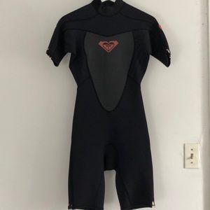 Roxy girls wetsuit 🌻